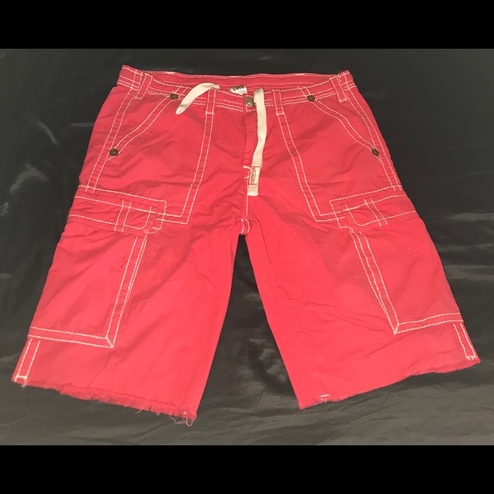 RED TRUE RELIGION CARGO SHORTS